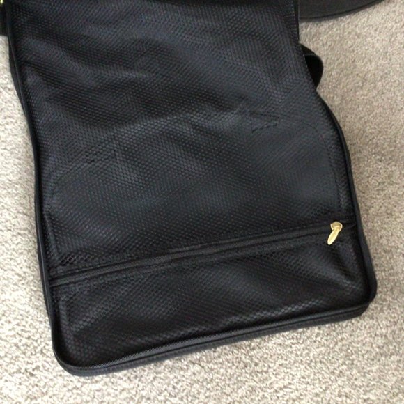 American Tourister - Black Canvas Travel Bag - Picture 11 of 15